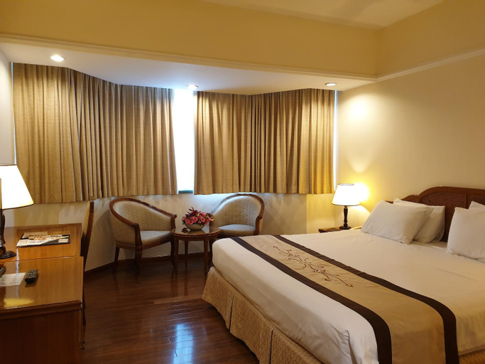 Bedroom 5