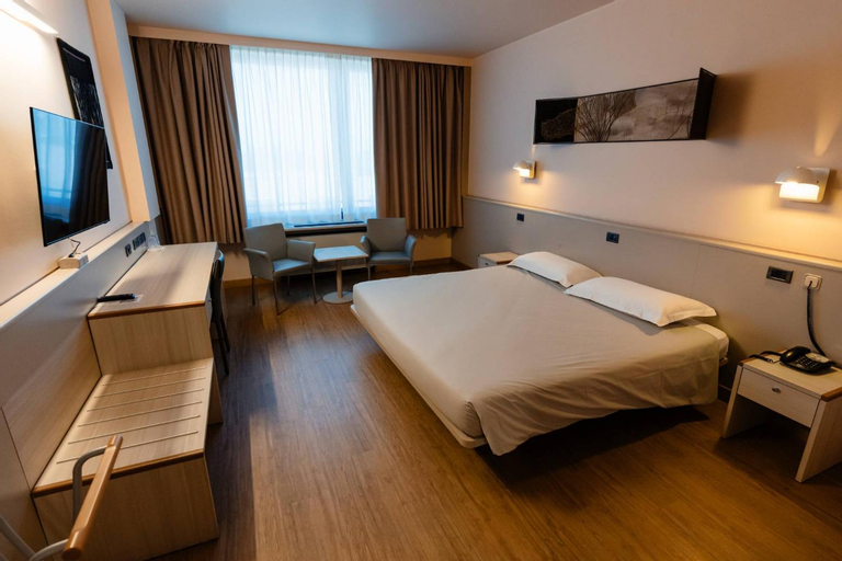 Bedroom 17