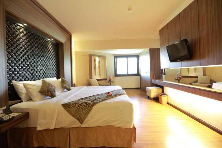 Bedroom 9