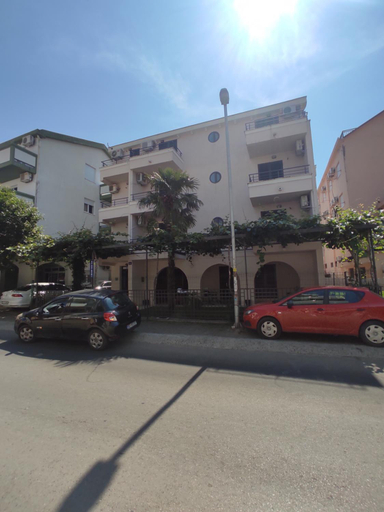 Exterior view, Apartments Mare Budva