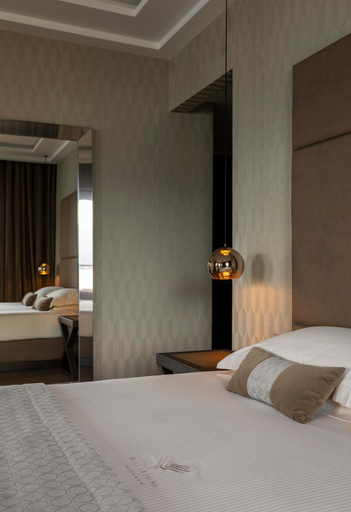 Bedroom 13