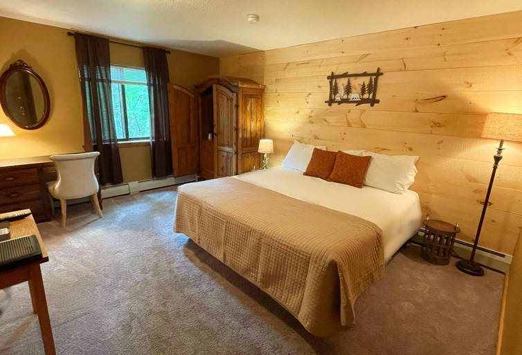 Bedroom 2, The Snowed Inn, Rutland
