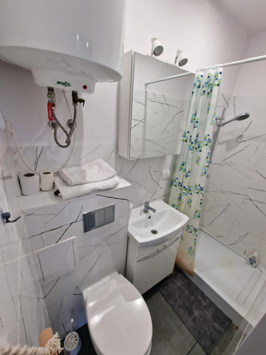 Others 4, Apartamenty w pelni wyposazone w CENTRUM MIASTA, Inowrocław