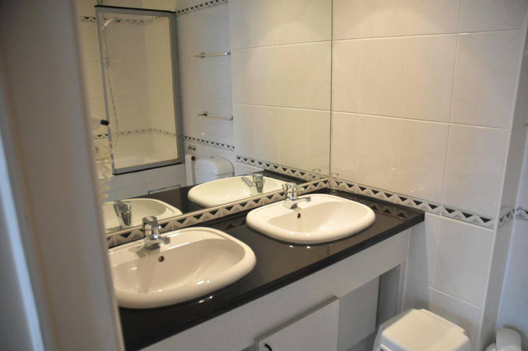 Bathroom 4, Residence Durbuy, Luxembourg