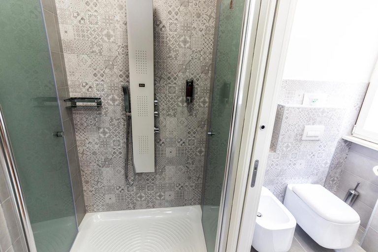 Bathroom 4, Hotel Gran Sasso & SPA, Teramo