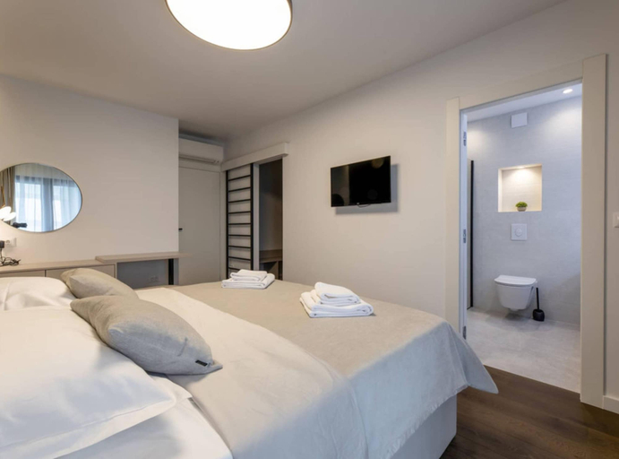 Bedroom 3, Moonlit Mirage Villa With Pool, Gym and Sauna, Kaštela