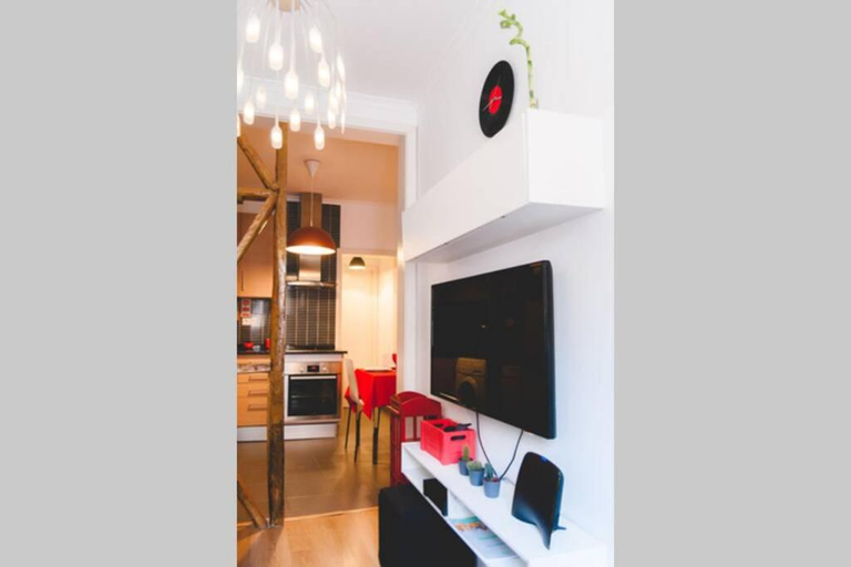 Others 3, Welcome to Alcantara Apartment, Lisbon