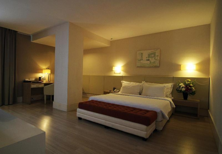 Bedroom 30