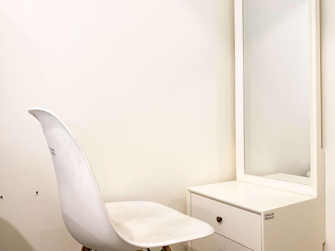 Bedroom 3, Simply Look Studio Meikarta Apartment By Travelio, Cikarang