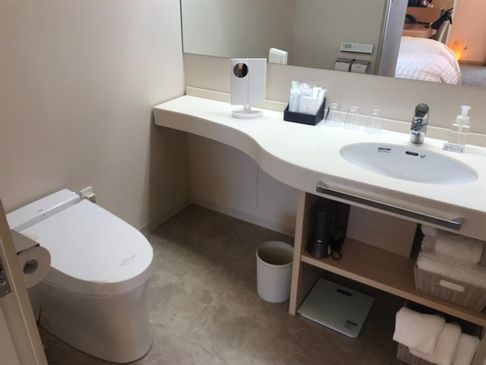 Bathroom 5