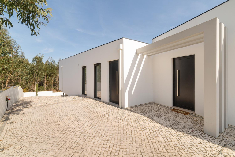 Others 4, Villa Floresta - By SCH, Alcobaça