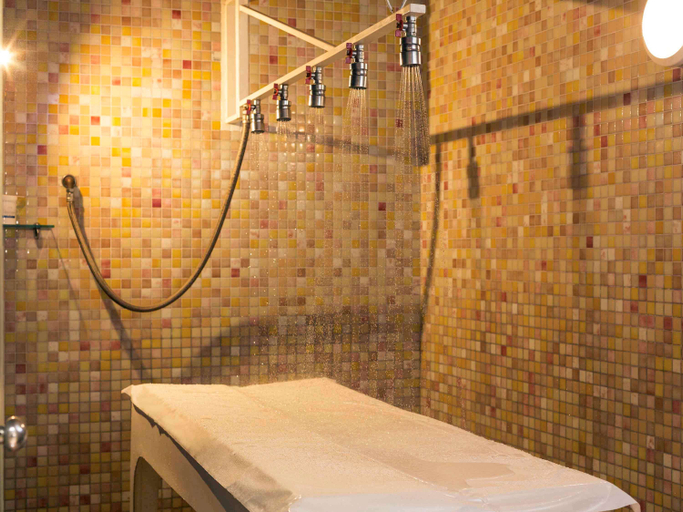 Bathroom 5, Mercure Bilbao Jardines De Albia, Vizcaya