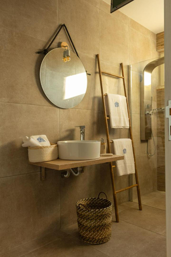 Bathroom 2, Behappy Lodge & Brunch, Ovar