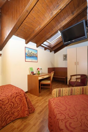 Bedroom 6