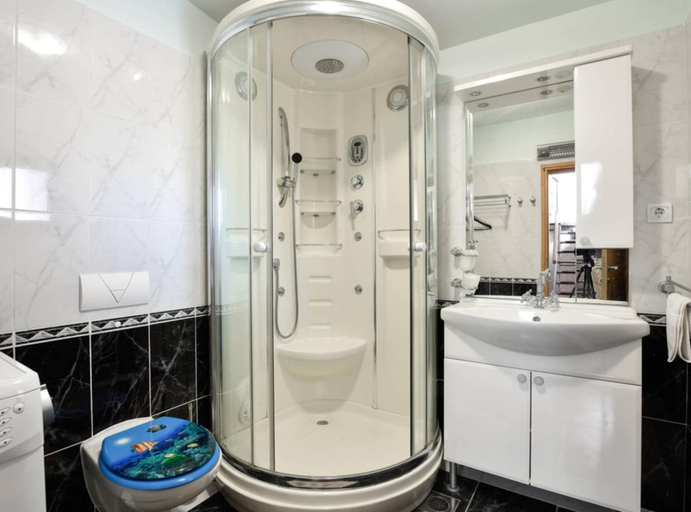 Bathroom 4, Peaceful Island Haven With Pool, BBQ & Games Area, Supetar