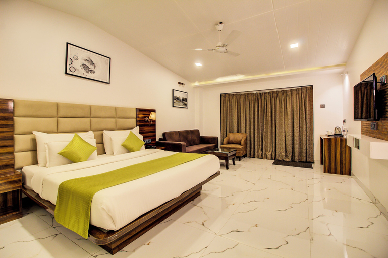 Bedroom 2, Nivanta Hotel Panchgani, Satara