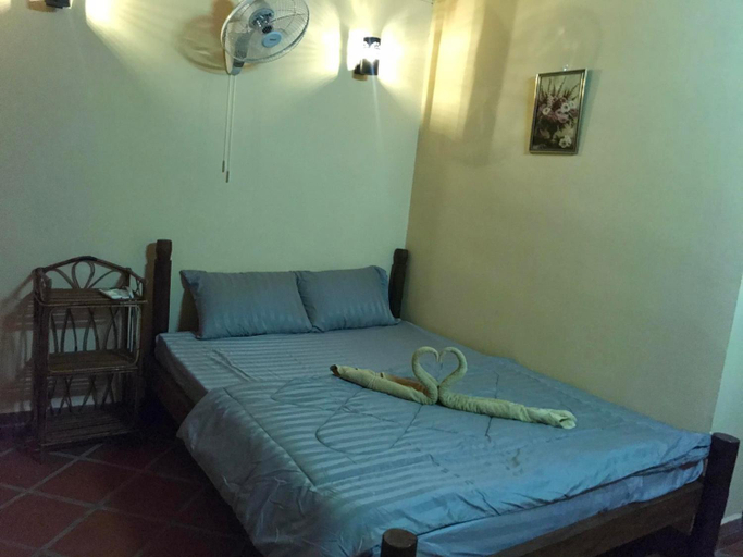 Bedroom 2, Captain Chim's Guest House, Kaeb