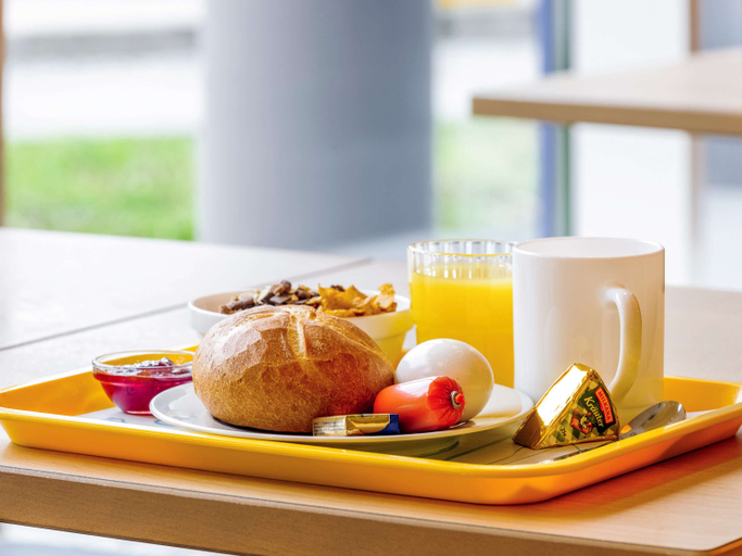 Food & Drinks 5, ibis budget Málaga Centro, Málaga