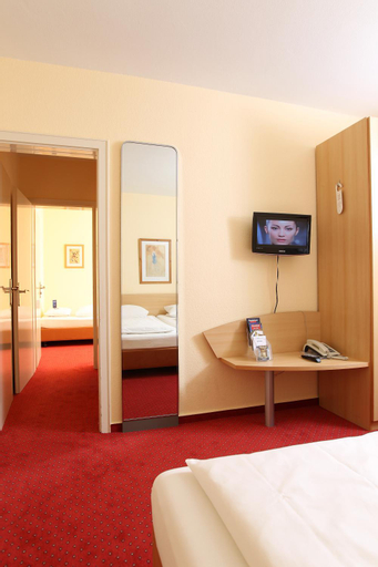 Bedroom 6