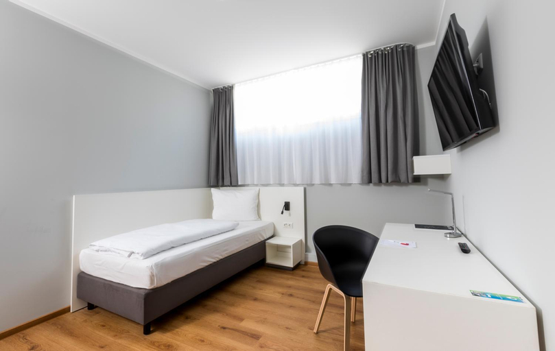 Bedroom 6