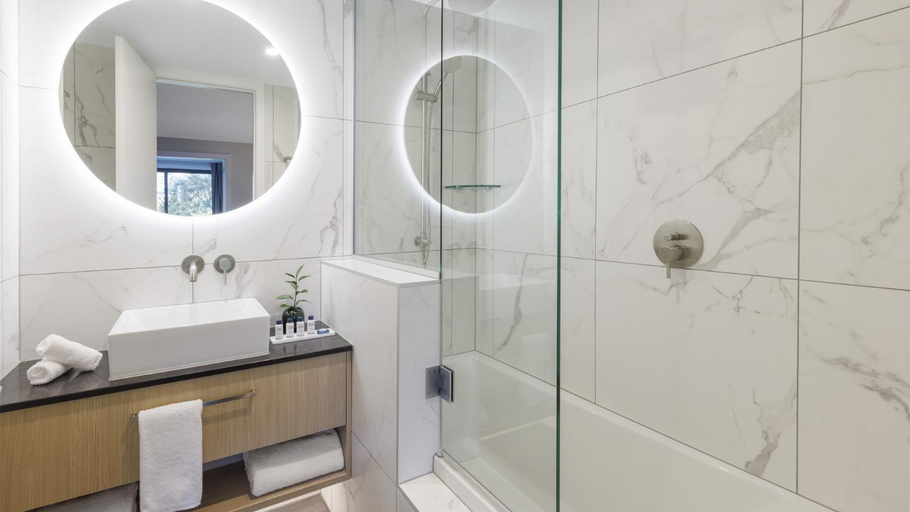 Bathroom 4