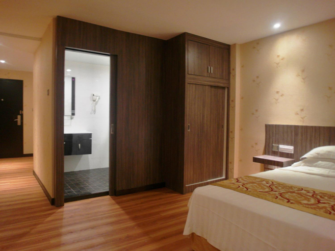 Bedroom 15