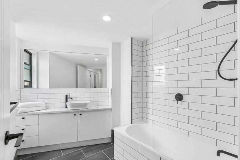 Bathroom 3, Castaway Cove, Noosa - Sunshine-Peregian