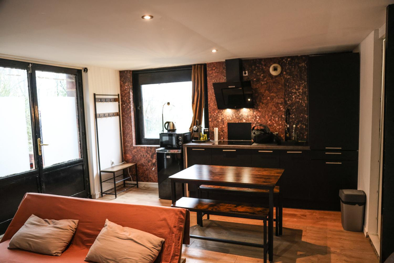 Others 4, Appartement avec une chambre, Essonne