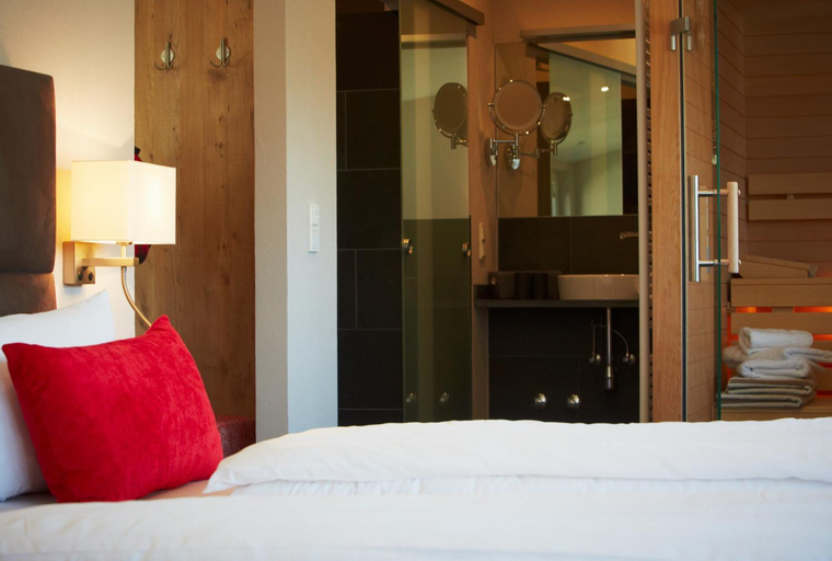 Bedroom 18