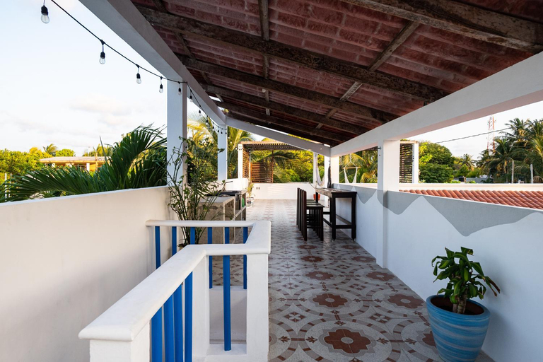 Others 4, Beach house, Progreso