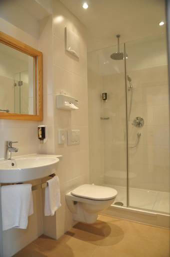 Bathroom 5