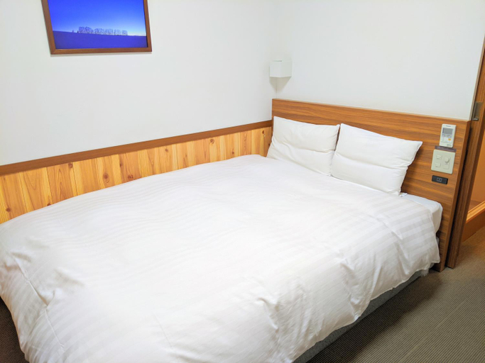 Bedroom 16