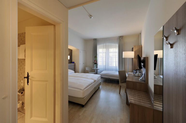 Bedroom 5
