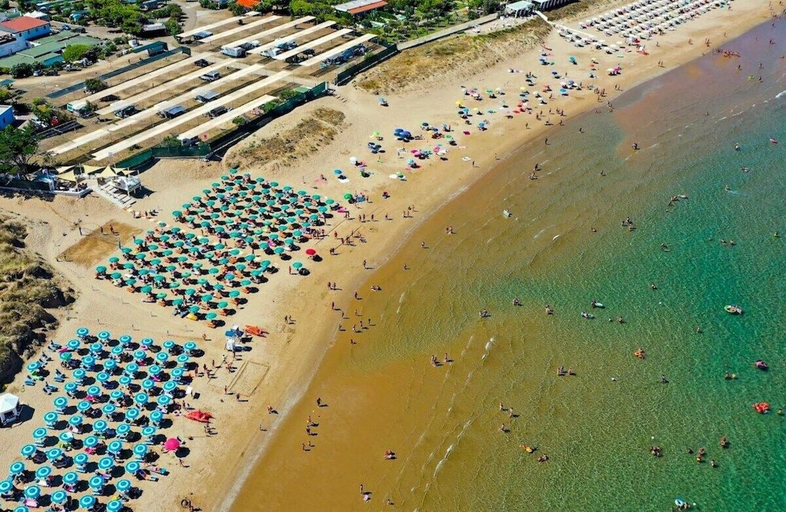 Others 5, Villaggio Porticello Mare, Foggia