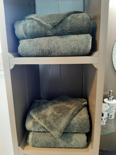 Others 5, B&B Cosiness, Antwerpen