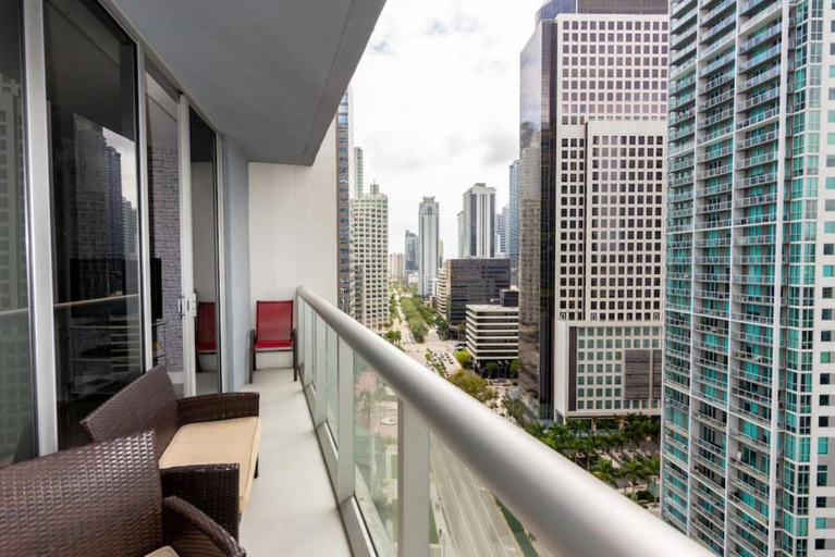 Exterior & Views 5, Deluxe Brickell Suite w pool gym City views, Miami-Dade