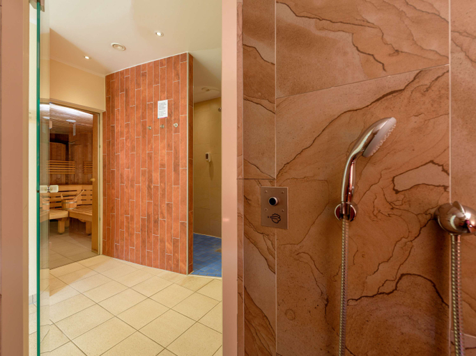 Bathroom 5, ibis Styles Leipzig, Nordsachsen