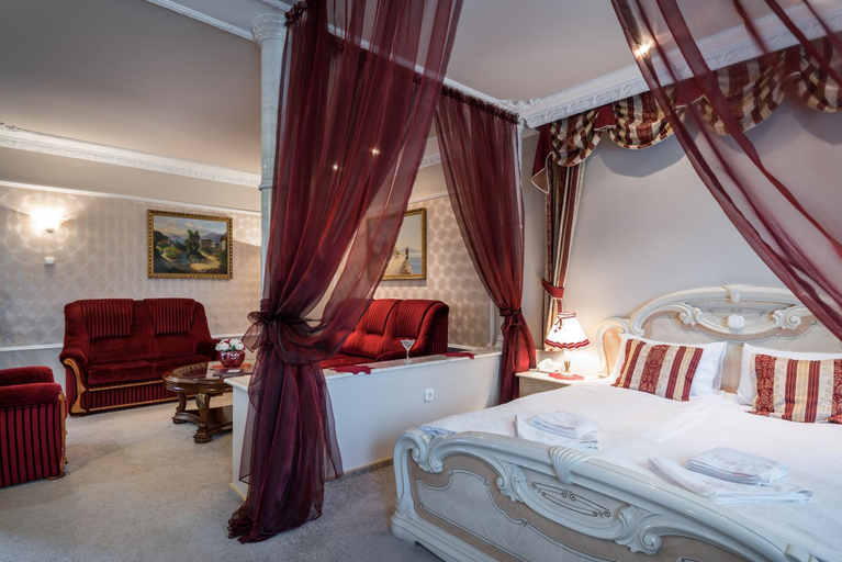 Others 4, Hotel Bibic**** es Tuskevar Panzio es Horgaszto, Nyíregyháza