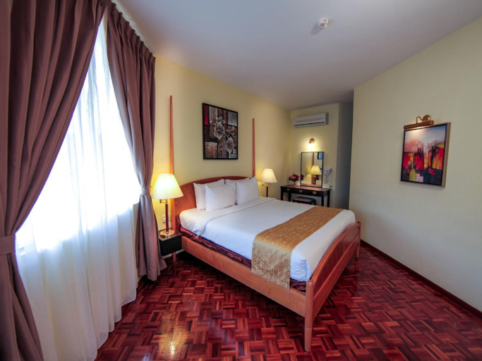 Bedroom 18