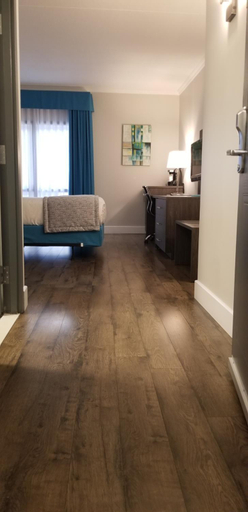 Bedroom 13