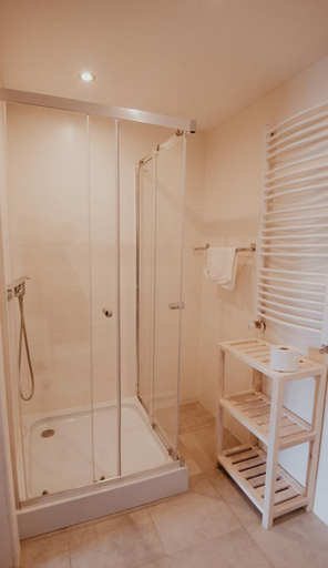 Bathroom 3, Zamek Bozejow - Skansen, Kluczbork