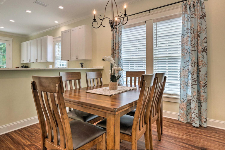 Others 5, 2 Mi to Dauphin St! Charming Home in Mobile, Mobile