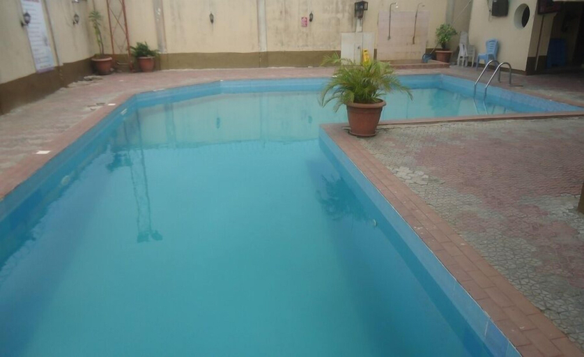 Sport & Beauty, Peridot Hotel and Suites, Amuwo Odofin