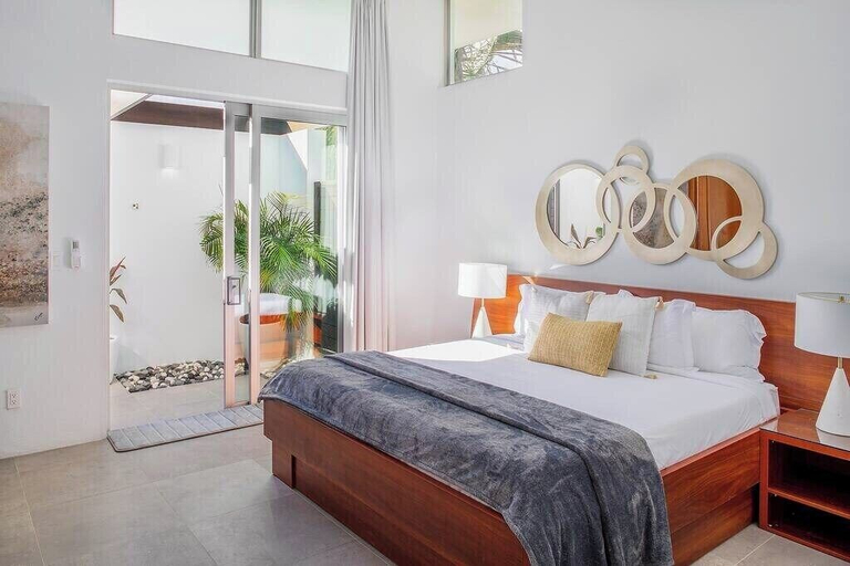 Bedroom 3, Oceanside Vacation Villa With Hotel Amenities v10