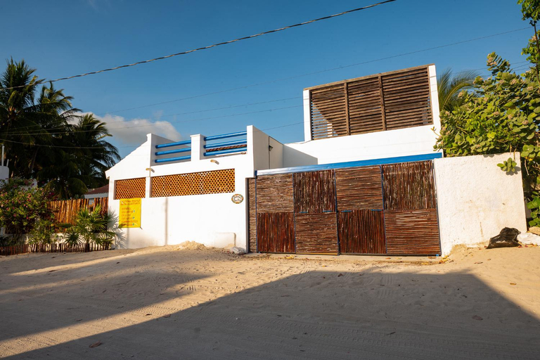 Others 2, Beach house, Progreso