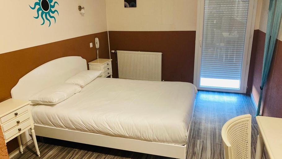 Bedroom 8
