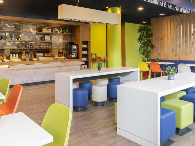 Food & Drinks 5, ibis budget Barcelona Sant Andreu de la Barca, Barcelona