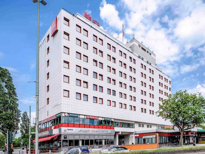 Exterior & Views 2, ibis Berlin Messe, Berlin