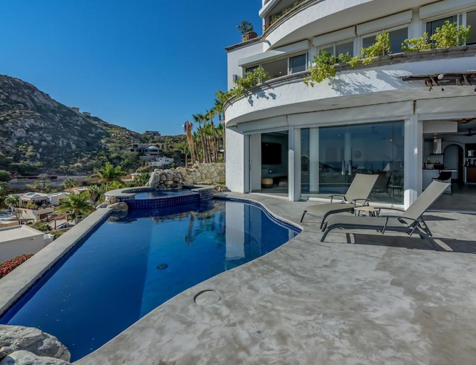 Sport & Beauty 2, The one and only Pedregal Hollywood House, La Paz