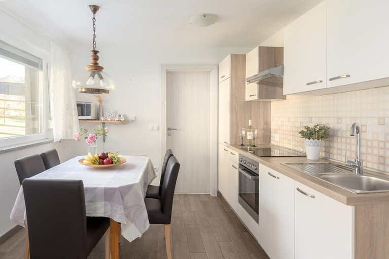 Others 5, Apartments Fine Stay Slovenia, Žirovnica